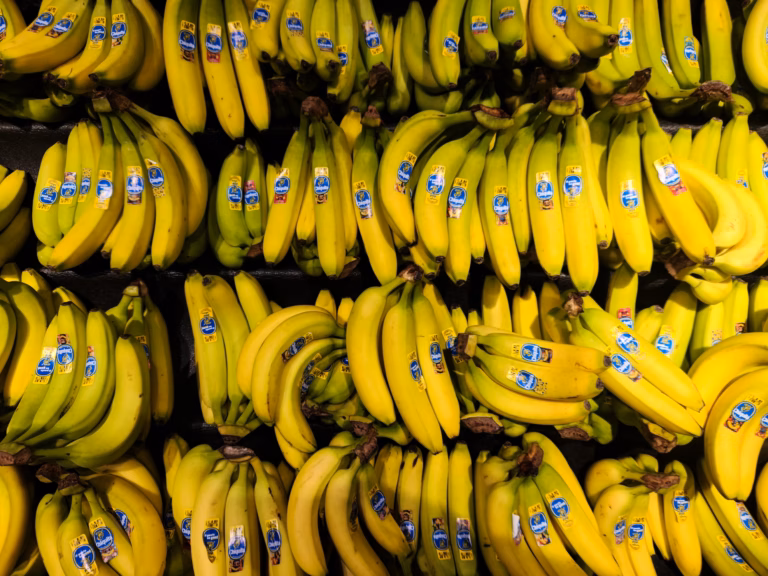 Bananer i en butik.